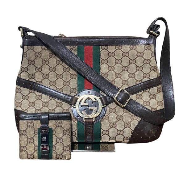 Gucci Matching Wallet Shoulder Bags